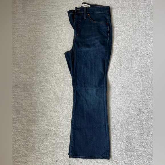 Madewell Curvy Cali Demi - boot jeans -size 30 - dark wash - Picture 10 of 10
